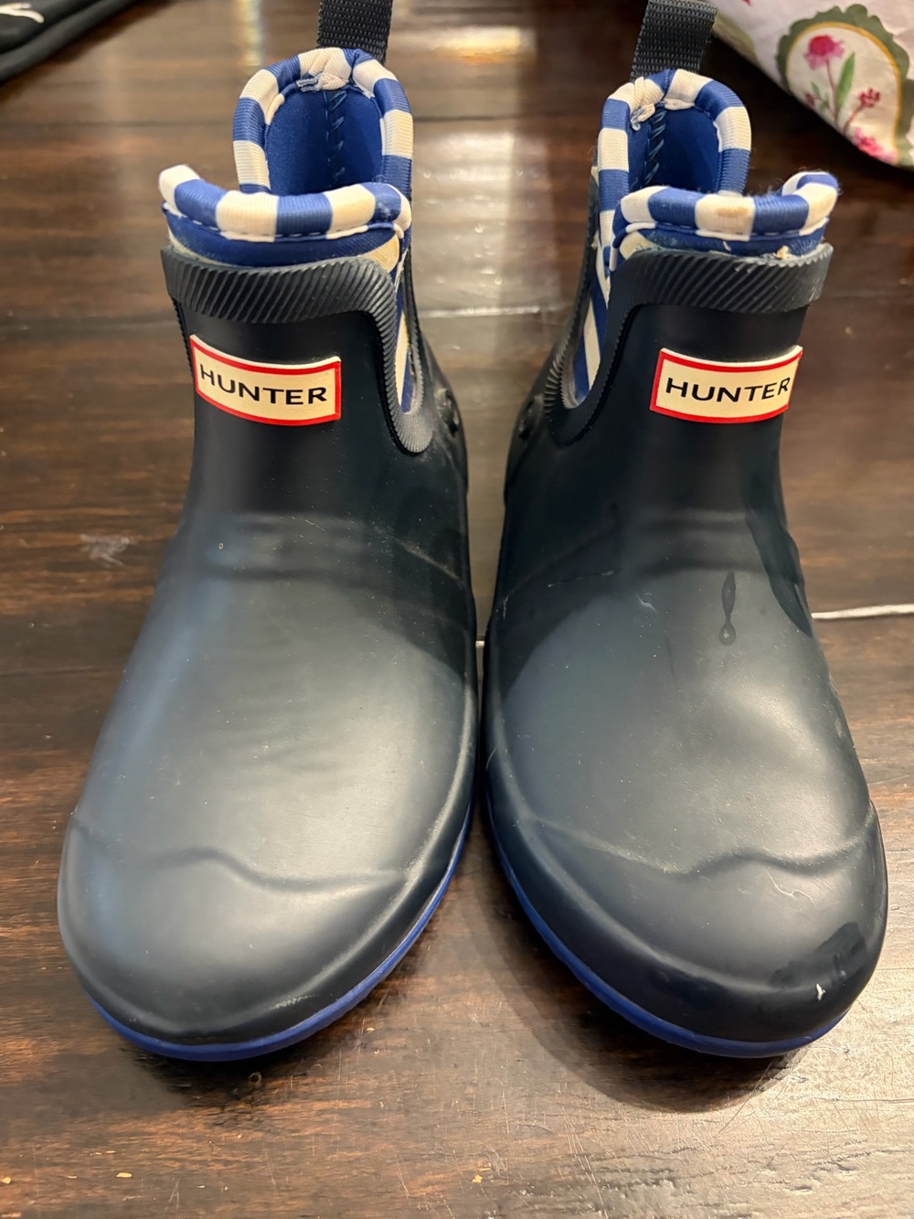 Hunter for Target Kids Navy Rain Chelsea Boots with Blue & White Stripe size 13